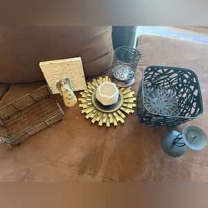 Gold and Black Decorative Accent Set